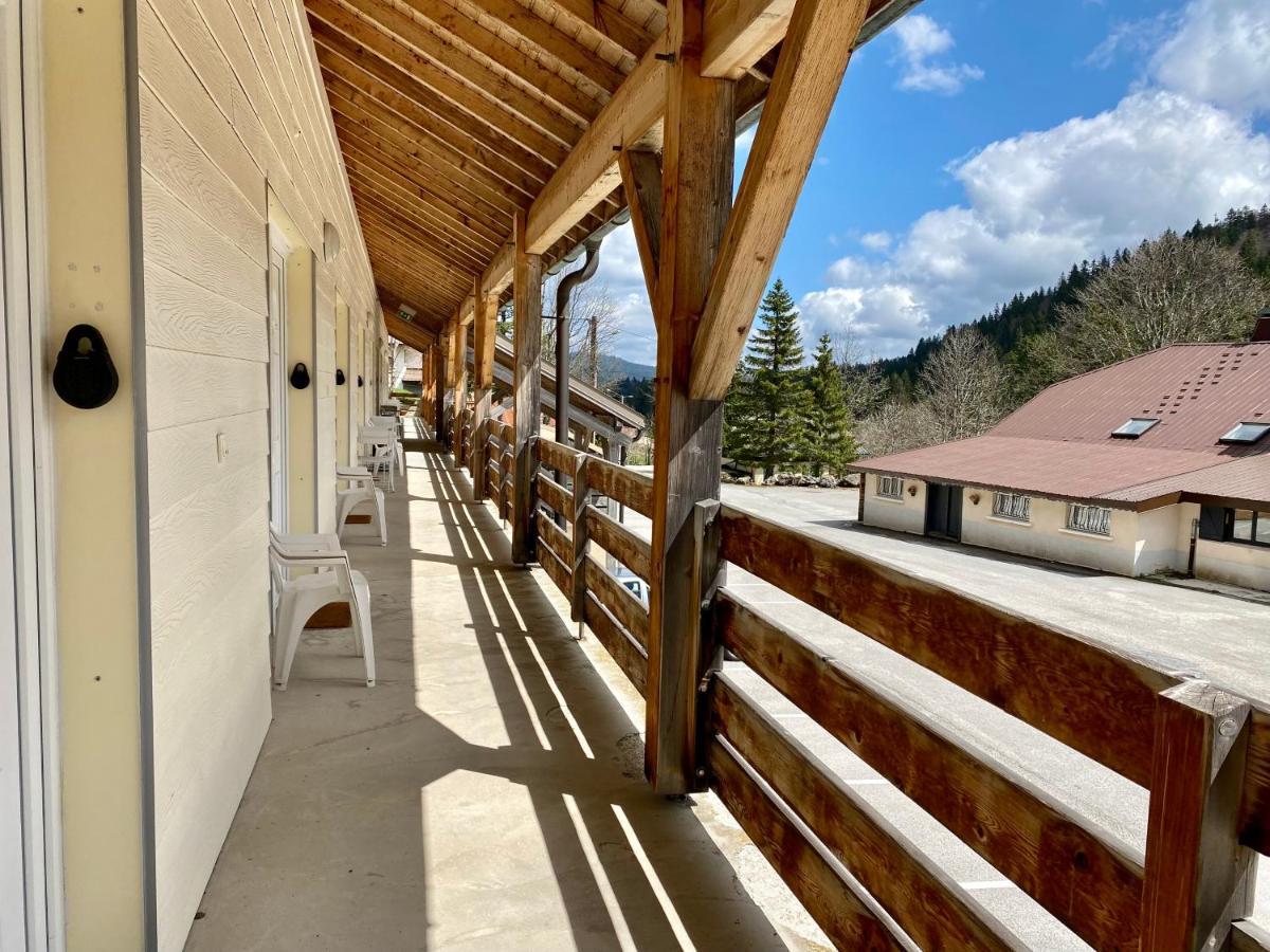 Appartement Ideal Pour Ete Et Hiver, Situe Au Pied Des Pistes De Ski Et Des Sentiers De Randonnee Prémanon Exterior foto